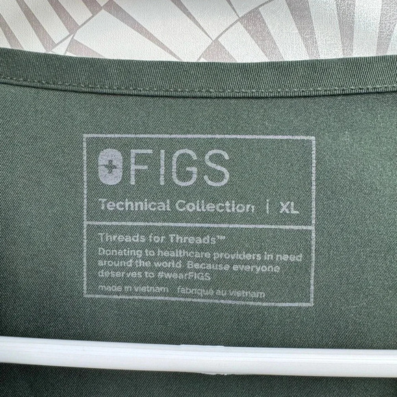 Figs Technical Collection Men’s Leon Three Pockets Scrub Top/Shirt size XL green - Picture 2 of 5